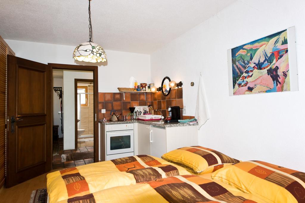 Studio In Chasa Quirin Zernez Exterior foto